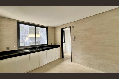 Apartamento à venda com 92m², 3 quartos e 2 vagasCozinha