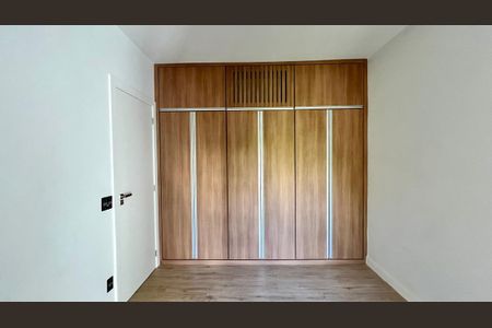 Apartamento à venda com 92m², 3 quartos e 2 vagasQuarto 2