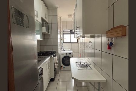 Apartamento para alugar com 110m², 2 quartos e 2 vagas Apartamento para alugar com 110m², 2 quartos e 2 vagasCozinha