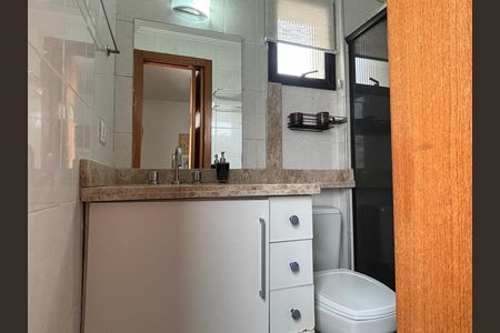 Apartamento para alugar com 110m², 2 quartos e 2 vagas Apartamento para alugar com 110m², 2 quartos e 2 vagasBanheiro da Suíte