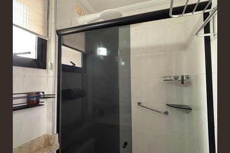 Apartamento para alugar com 110m², 2 quartos e 2 vagas Apartamento para alugar com 110m², 2 quartos e 2 vagasBanheiro da Suíte