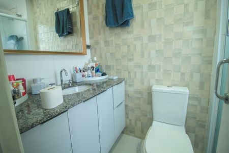Apartamento à venda com 55m², 2 quartos e 1 vagaBanheiro da Suíte