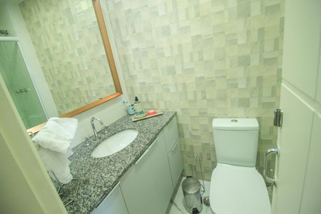 Apartamento à venda com 55m², 2 quartos e 1 vagaBanheiro social