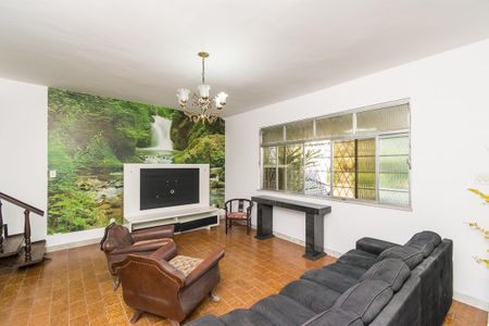 Sala de casa à venda com 4 quartos, 240m² em Brás de Pina, Rio de Janeiro