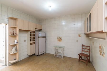 Casa à venda com 240m², 4 quartos e 4 vagasCopa