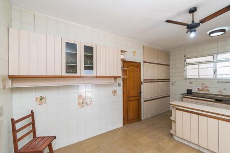 Casa à venda com 240m², 4 quartos e 4 vagasCopa