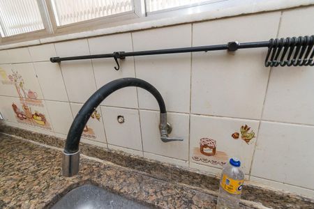 Casa à venda com 240m², 4 quartos e 4 vagasCozinha - Torneira