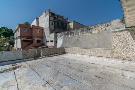 Casa à venda com 240m², 4 quartos e 4 vagasTerraço