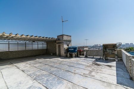 Casa à venda com 240m², 4 quartos e 4 vagasTerraço