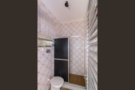 Casa à venda com 240m², 4 quartos e 4 vagasBanheiro da varanda