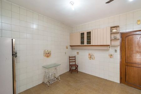 Casa à venda com 240m², 4 quartos e 4 vagasCopa