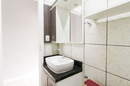 Banheiro de casa para alugar com 3 quartos, 111m² em Estância Velha, Canoas