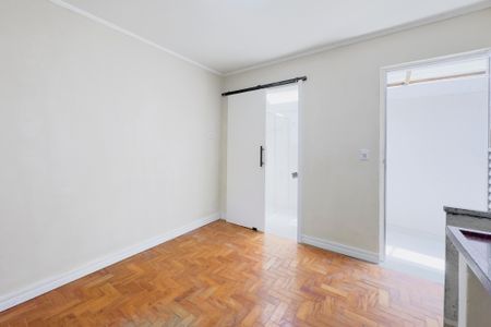Studio para alugar com 30m², 1 quarto e 1 vaga Studio para alugar com 30m², 1 quarto e 1 vagaCozinha / Lavanderia