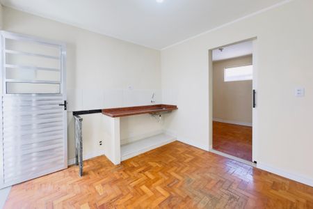 Studio para alugar com 30m², 1 quarto e 1 vaga Studio para alugar com 30m², 1 quarto e 1 vagaCozinha / Lavanderia