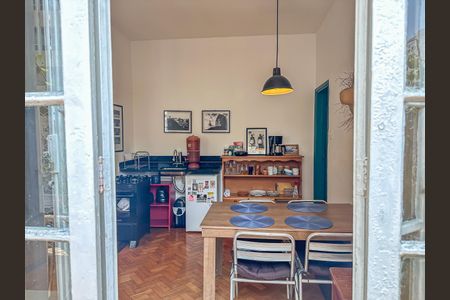 Apartamento à venda com 80m², 2 quartos e sem vaga Apartamento à venda com 80m², 2 quartos e sem vagaVaranda da Sala