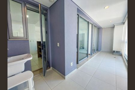 Sacada da Suíte de apartamento para alugar com 1 quarto, 53m² em Santo Amaro, São Paulo