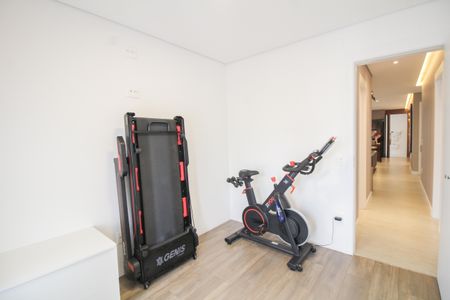 Apartamento à venda com 130m², 3 quartos e 2 vagas Apartamento à venda com 130m², 3 quartos e 2 vagasQuarto Suíte 2