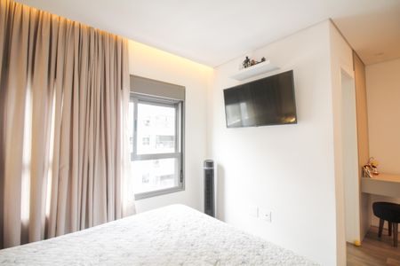 Apartamento à venda com 130m², 3 quartos e 2 vagas Apartamento à venda com 130m², 3 quartos e 2 vagasQuarto Suíte 1