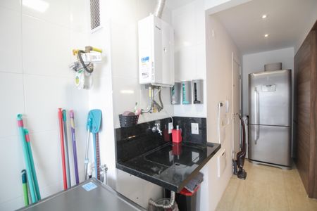 Apartamento à venda com 130m², 3 quartos e 2 vagas Apartamento à venda com 130m², 3 quartos e 2 vagasÁrea de Serviço