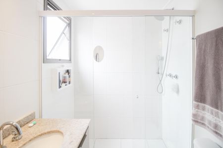 Apartamento à venda com 130m², 3 quartos e 2 vagas Apartamento à venda com 130m², 3 quartos e 2 vagasBanheiro 2 - Quarto Suite 1