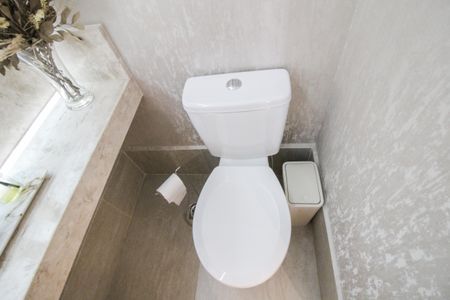 Apartamento à venda com 130m², 3 quartos e 2 vagas Apartamento à venda com 130m², 3 quartos e 2 vagasBanheiro 1 - Lavabo
