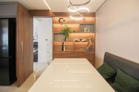 Apartamento à venda com 130m², 3 quartos e 2 vagas Apartamento à venda com 130m², 3 quartos e 2 vagasSala