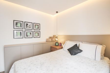 Apartamento à venda com 130m², 3 quartos e 2 vagas Apartamento à venda com 130m², 3 quartos e 2 vagasQuarto Suíte 1