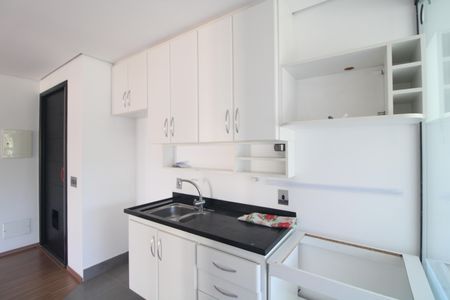 Apartamento para alugar com 69m², 2 quartos e 2 vagasCozinha