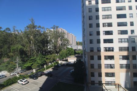 Apartamento para alugar com 69m², 2 quartos e 2 vagasVista janela da sala