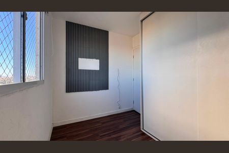 Quarto 2 de apartamento para alugar com 2 quartos, 42m² em Jardim do Lago, Osasco