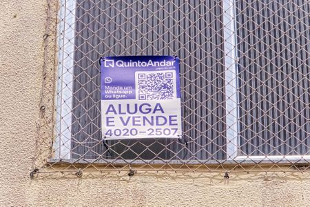 Apartamento à venda com 53m², 2 quartos e sem vagaFachada do bloco com placa