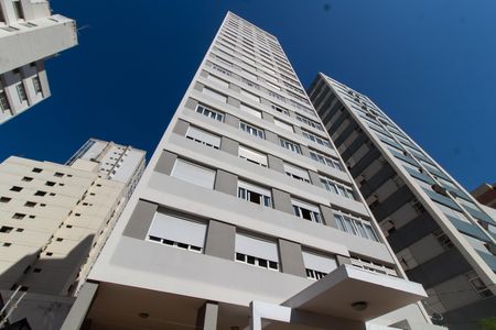 Apartamento para alugar com 133m², 3 quartos e 1 vagaFachada