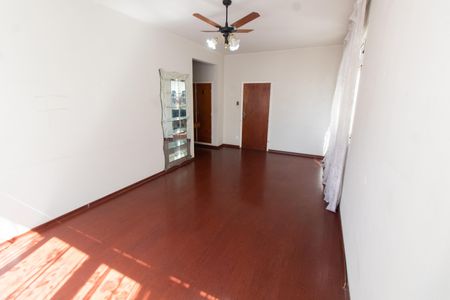 Sala de apartamento para alugar com 3 quartos, 133m² em Centro, Campinas