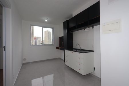 Sala/cozinha de apartamento para alugar com 1 quarto, 25m² em Vila Prudente, São Paulo