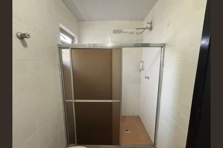 Casa à venda com 213m², 3 quartos e 1 vaga Casa à venda com 213m², 3 quartos e 1 vagaBanheiro Social