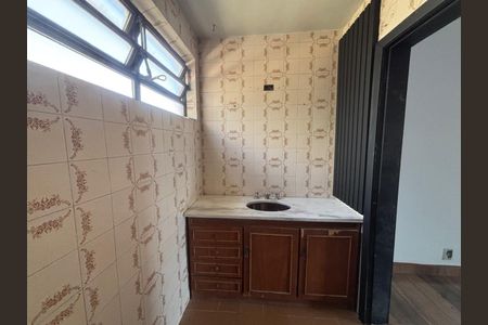 Casa à venda com 213m², 3 quartos e 1 vaga Casa à venda com 213m², 3 quartos e 1 vagaBanheiro Suíte
