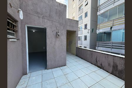 Casa à venda com 213m², 3 quartos e 1 vaga Casa à venda com 213m², 3 quartos e 1 vagaVaranda Suíte