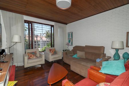 Sala de casa à venda com 3 quartos, 459m² em Três Figueiras, Porto Alegre