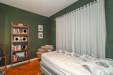 Casa à venda com 459m², 3 quartos e 3 vagasQuarto 2