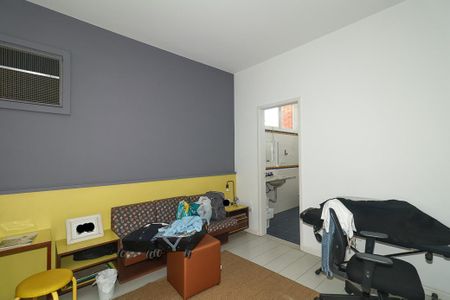 Casa à venda com 459m², 3 quartos e 3 vagasQuarto Suíte