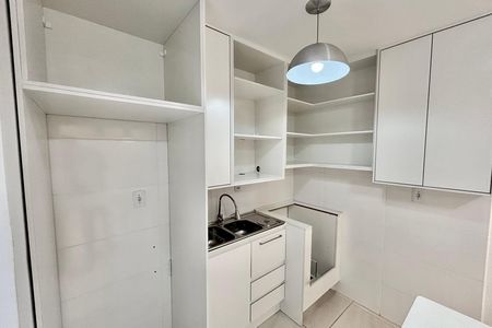 Cozinha de apartamento para alugar com 2 quartos, 39m² em Jardim Popular, São Paulo