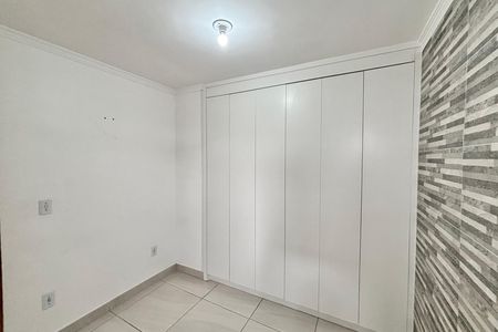 Apartamento para alugar com 39m², 2 quartos e 1 vagaQuarto 1