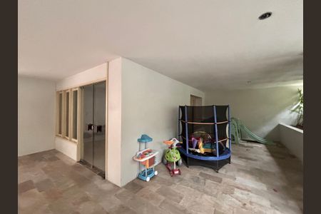 Apartamento à venda com 94m², 2 quartos e 1 vaga Apartamento à venda com 94m², 2 quartos e 1 vagaÁrea comum