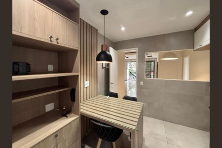 Apartamento à venda com 94m², 2 quartos e 1 vaga Apartamento à venda com 94m², 2 quartos e 1 vagaCozinha