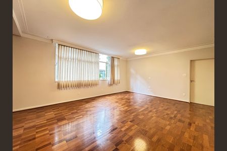 Apartamento à venda com 135m², 3 quartos e 1 vagaSala