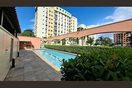 Apartamento para alugar com 50m², 2 quartos e 1 vaga Apartamento para alugar com 50m², 2 quartos e 1 vagaÁrea comum - Piscina