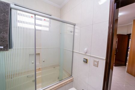 Casa à venda com 320m², 3 quartos e 2 vagasBanheiro da Suíte 3