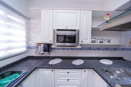 Casa à venda com 320m², 3 quartos e 2 vagasCozinha