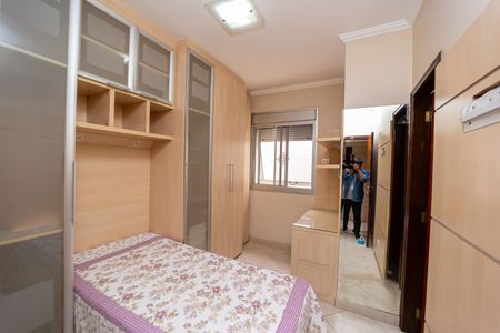 Casa à venda com 320m², 3 quartos e 2 vagasSuíte 1