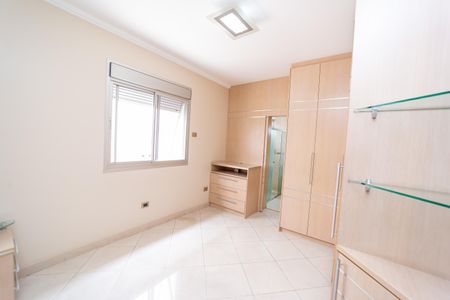 Casa à venda com 320m², 3 quartos e 2 vagasSuíte 2